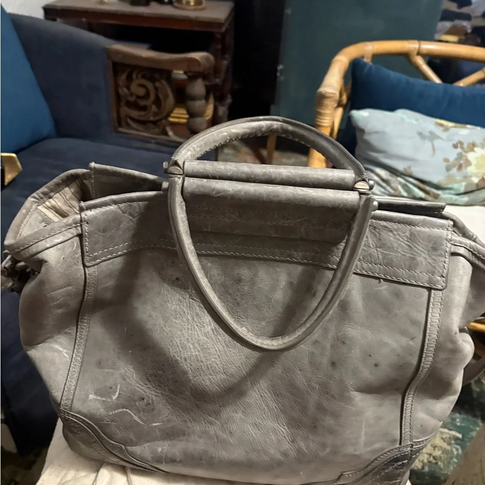 Frye Riviana Large Gray Leather Tote Bag‎
